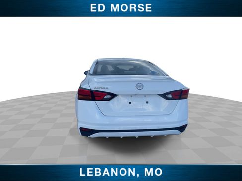 Used 2025 Nissan Altima 2.5 SV FWD image 7