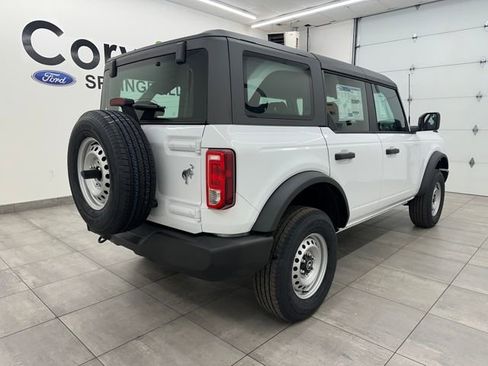 New 2025 Ford Bronco 4-Door image 5
