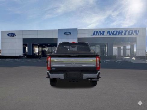 New 2026 Ford F250 4x4 Crew Cab Super Duty image 7