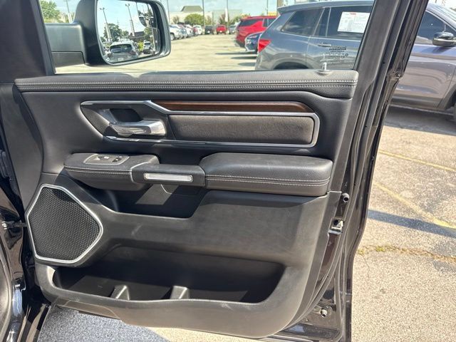 Used 2021 RAM 1500 Laramie AWD/4WD image 44