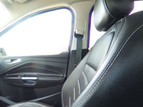 Used 2018 Ford Escape SEL w/ Ford Safe & Smart Package image 16