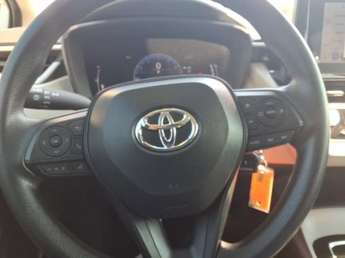 Used 2026 Toyota Corolla LE FWD image 21