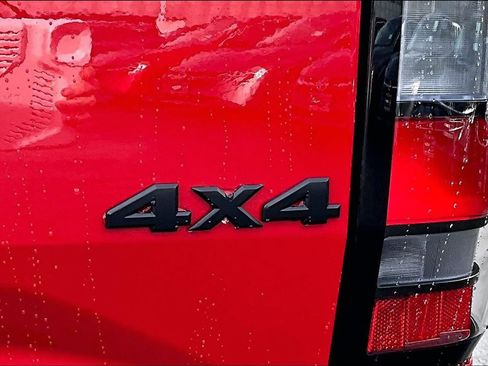 Used 2026 Nissan Frontier SV w/ All-Weather Content Package image 24