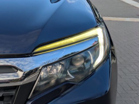 Used 2019 Honda Ridgeline RTL-T image 11