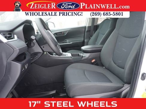 Used 2023 Toyota RAV4 LE image 12