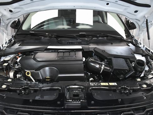 Used 2022 Land Rover Range Rover Evoque SE image 67