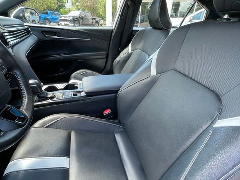 Used 2025 Toyota Camry SE FWD image 21