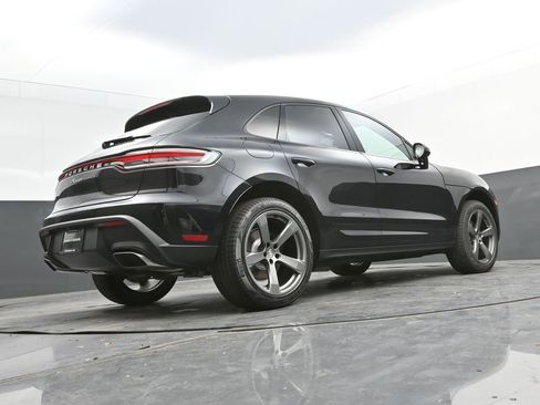 New 2025 Porsche Macan image 34