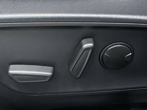 Used 2024 Ford Escape ST-Line w/ Equipment Group 301A FWD image 16