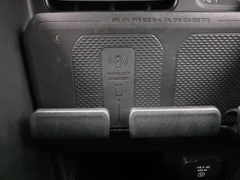 Used 2023 RAM 1500 Laramie AWD/4WD image 35