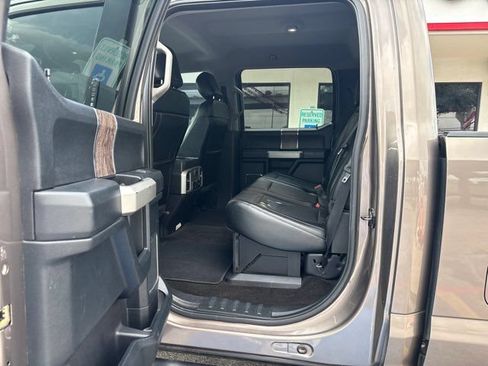 Used 2018 Ford F250 Lariat w/ Lariat Ultimate Package AWD/4WD image 17
