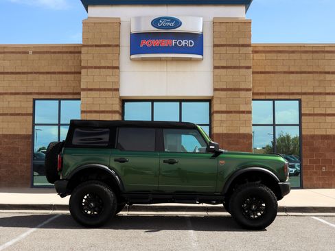 Certified 2023 Ford Bronco Badlands AWD/4WD image 5