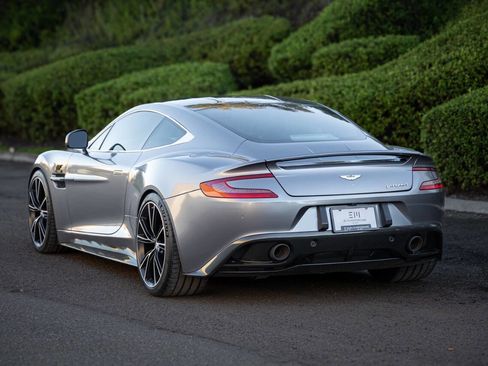 Used 2014 Aston Martin Vanquish Coupe image 50