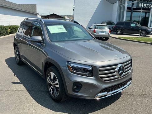 New 2026 Mercedes-Benz GLB 250 4MATIC image 6