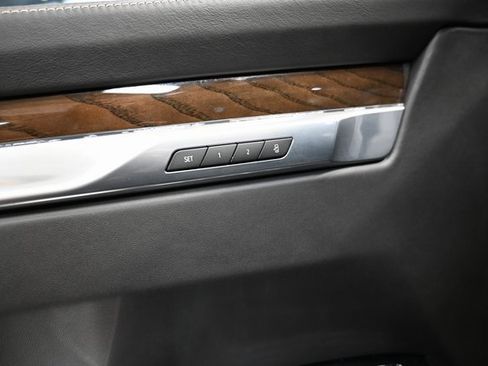 Used 2025 Cadillac Escalade ESV Sport Platinum w/ LPO, Floor Liner Package image 36