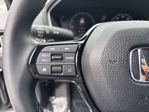 Certified 2025 Honda Civic Sport image 29