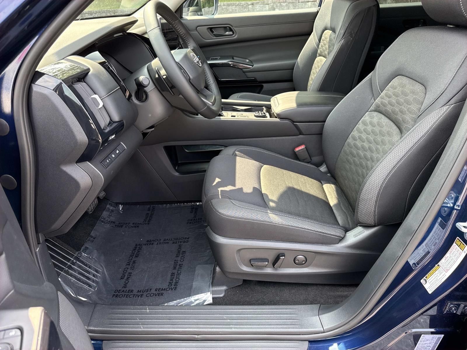 Certified 2026 Nissan Pathfinder SV AWD/4WD image 29
