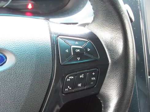 Used 2016 Ford Explorer XLT w/ Equipment Group 202A AWD/4WD image 30