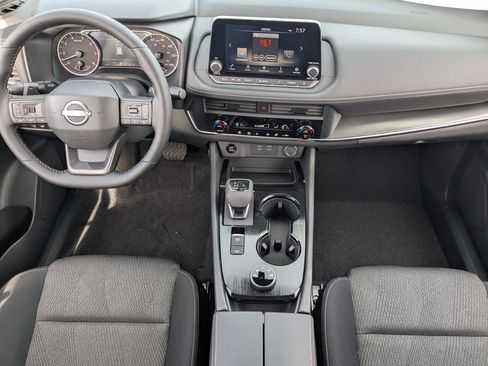 New 2026 Nissan Rogue SV AWD/4WD image 22