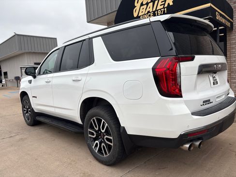 Used 2023 GMC Yukon AT4 w/ LPO, Floor Liner Package image 11