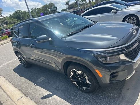 Used 2024 Kia Seltos EX FWD image 1