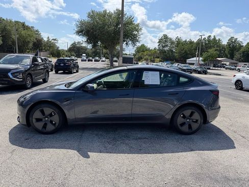 Used 2023 Tesla Model 3 Standard Range RWD image 4