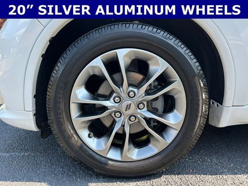 Used 2019 Dodge Durango GT RWD image 2