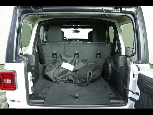 Used 2021 Jeep Wrangler Unlimited Sport image 15