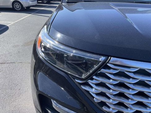 Used 2020 Ford Explorer Platinum image 16