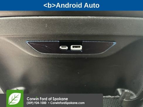 Used 2024 Chrysler Pacifica Touring-L image 13