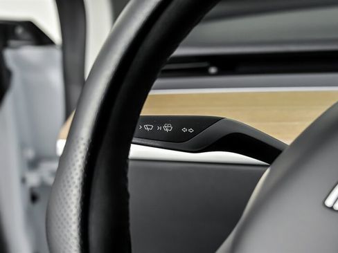 Used 2023 Tesla Model 3 Performance AWD/4WD image 23