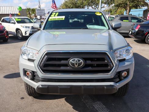 Used 2021 Toyota Tacoma SR5 image 9