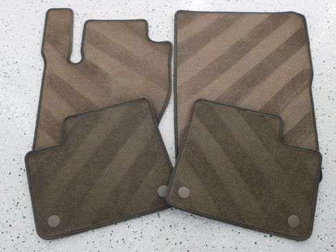 Used 2016 Mercedes-Benz GL 450 4MATIC w/ Premium I Package image 87