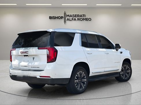 Used 2025 GMC Yukon Elevation w/ Technology Package AWD/4WD image 5