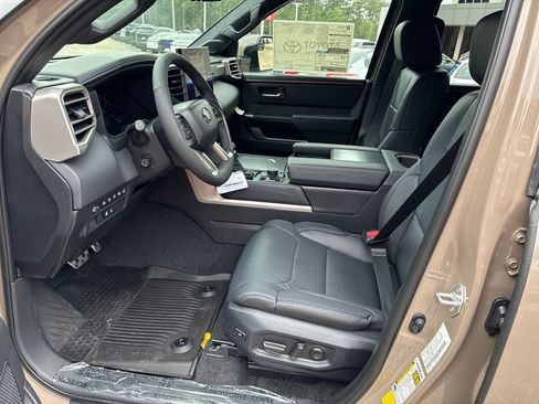 New 2026 Toyota Tundra Limited AWD/4WD image 15