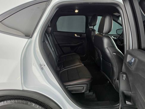 Used 2025 Ford Escape ST-Line w/ Tech Pack #1 FWD image 12