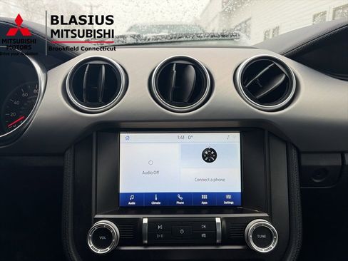 Used 2022 Ford Mustang GT Premium image 22