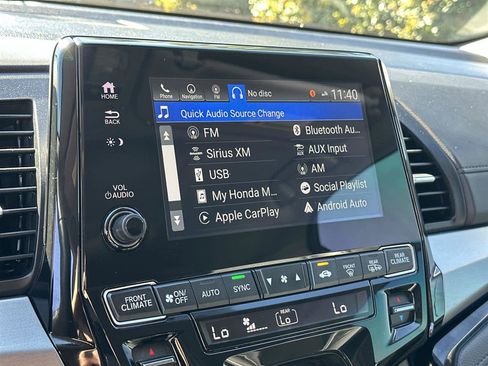 Used 2024 Honda Odyssey Touring image 16