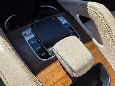 Used 2020 Mercedes-Benz GLE 350 4MATIC image 27