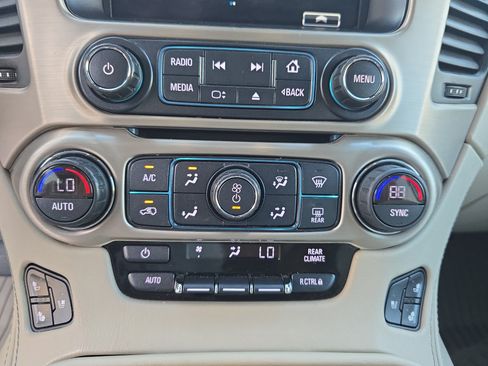 Used 2017 GMC Yukon XL Denali w/ Open Road Package AWD/4WD image 21