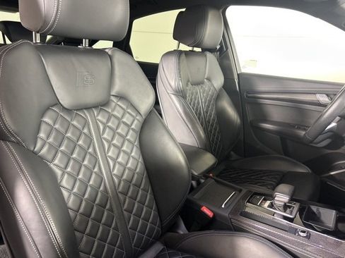 Used 2023 Audi SQ5 Prestige w/ Prestige Package image 12