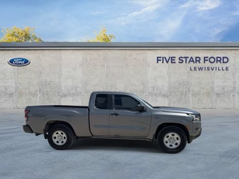 Used 2023 Nissan Frontier S w/ Technology Package RWD image 9