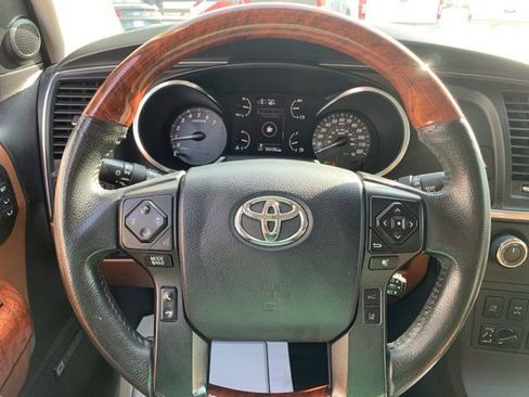 Used 2019 Toyota Sequoia Platinum image 36