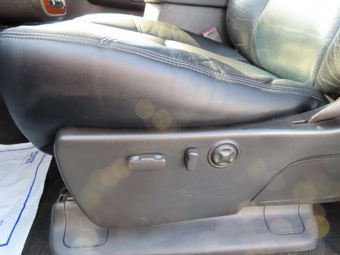 Used 2008 Chevrolet Silverado 2500 LTZ w/ Safety Package image 30