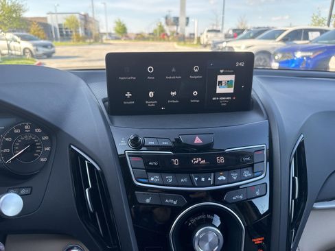 Used 2023 Acura RDX w/ Technology Package image 9