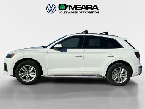 Used 2022 Audi Q5 2.0T Premium w/ Convenience Package image 2