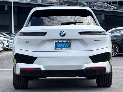 Certified 2024 BMW iX xDrive50 w/ Sport Package AWD/4WD image 10