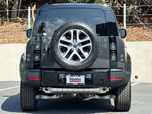 New 2026 Land Rover Defender 110 S image 4