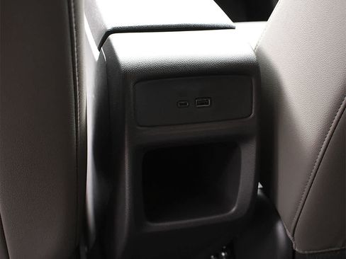 Used 2026 Chevrolet Trax ACTIV w/ Sunroof Package FWD image 12