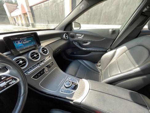 Used 2019 Mercedes-Benz C 300 4MATIC Sedan w/ Premium Package image 41